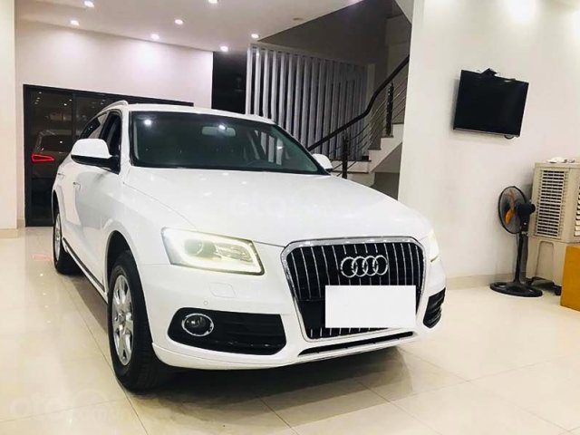 Cần bán gấp Audi Q5 năm 2015, màu trắng, xe nhập còn mới0