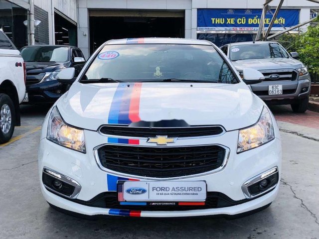 Bán Chevrolet Cruze 1.6MT sản xuất 2018, màu trắng 