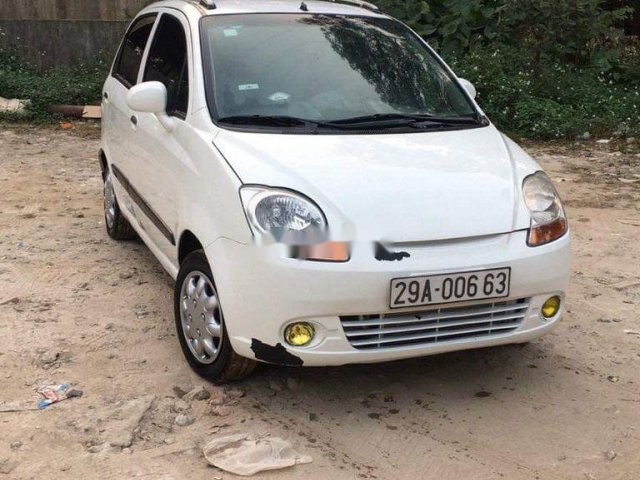 Bán xe Chevrolet Spark đời 2010, màu trắng còn mới, giá 92tr