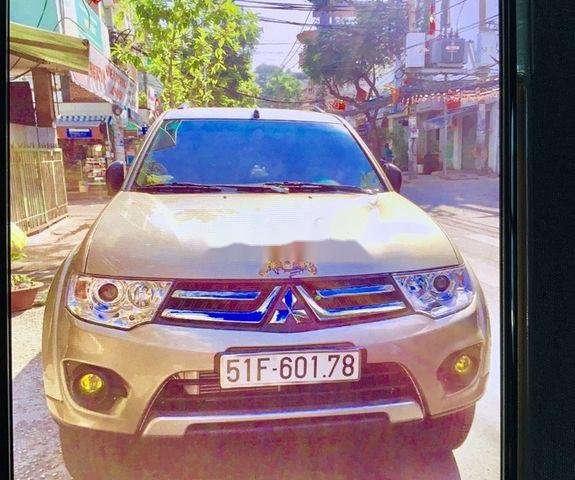 Cần bán lại xe Mitsubishi Pajero năm sản xuất 2016, xe nhập còn mới, giá tốt