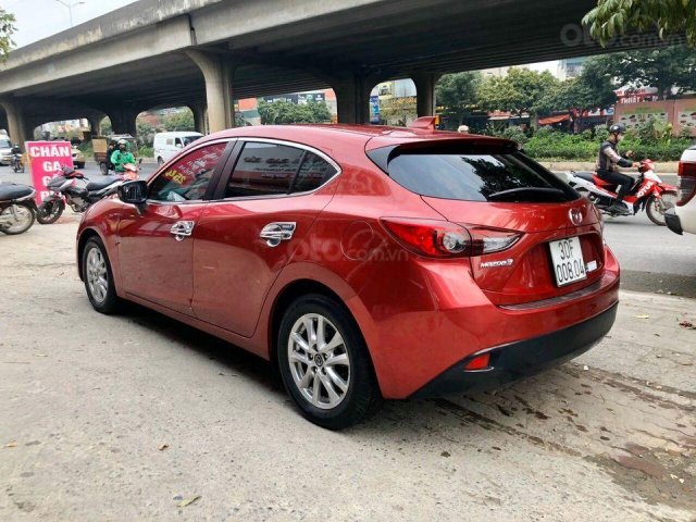 Cần bán xe Mazda 3 đời 2016, màu đỏ0