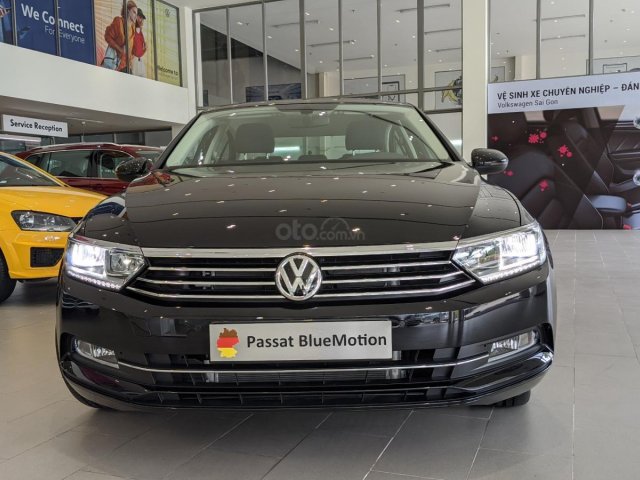 Khuyến mãi tháng 6/2021 giảm sốc 200tr cho Passat 1.8 Turbo nhập khẩu Đức 2020, đủ màu, giao ngay