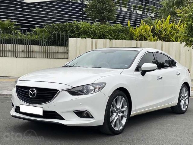 Bán ô tô Mazda 6 2.5 năm sản xuất 2015, màu trắng