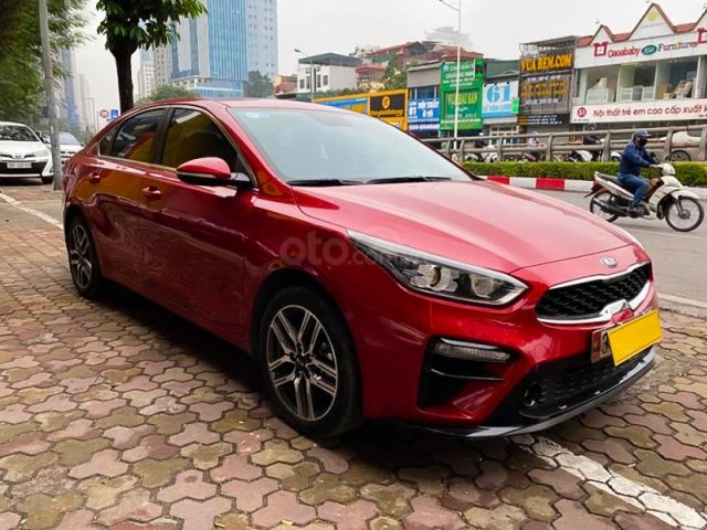 Cần bán lại xe Kia Cerato 1.6AT Luxury năm sản xuất 2019, màu đỏ, giá tốt