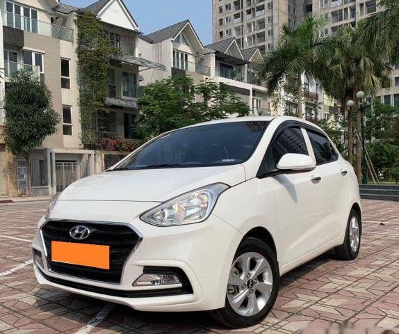 Cần bán Hyundai Grand i10 1.2 MT sản xuất năm 2019, màu trắng0