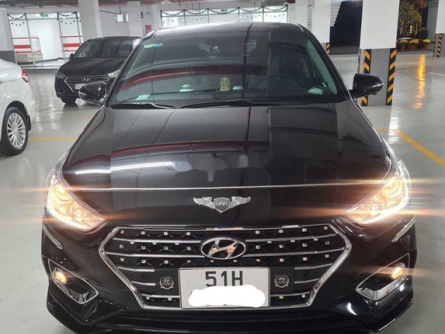 Bán ô tô Hyundai Accent 2020, màu đen, xe chính chủ0