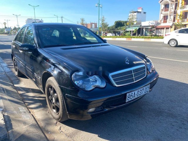 Cần bán Mercedes C180 năm 2001, 150 triệu