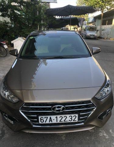 Bán Hyundai Accent 1.4AT sản xuất 2019, màu nâu0