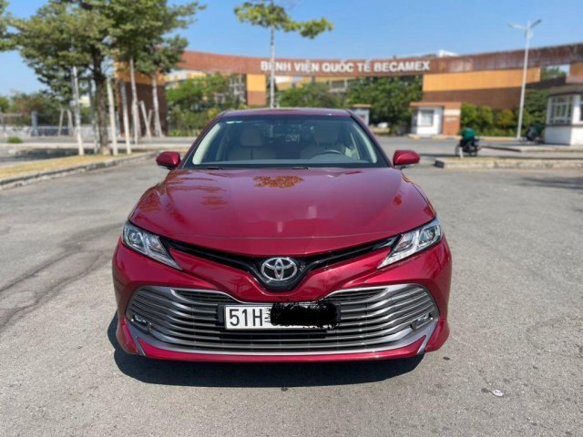 Cần bán xe Toyota Camry 2.0 năm 2020, nhập khẩu nguyên chiếc