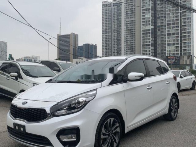 Bán Kia Rondo sản xuất 2017 giá cạnh tranh