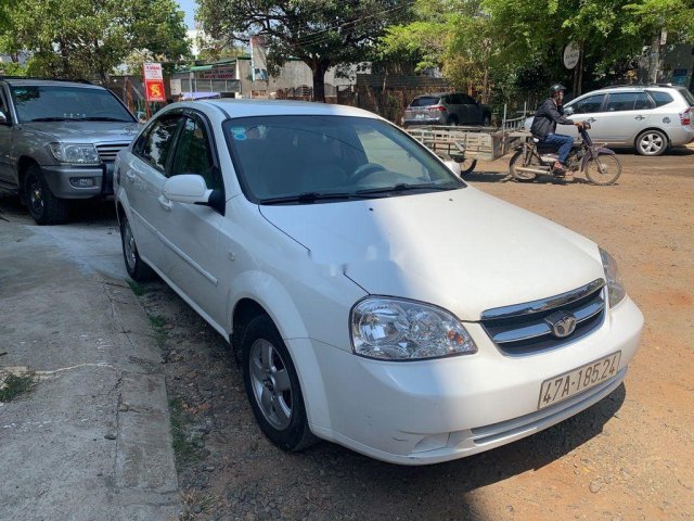 Cần bán Daewoo Lacetti năm sản xuất 2010 giá cạnh tranh