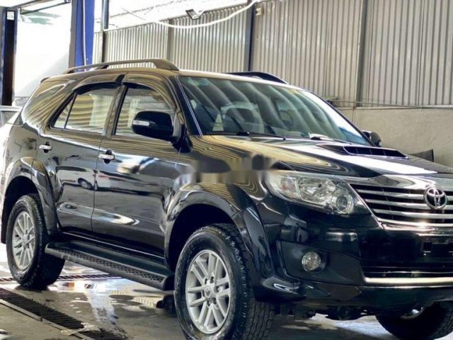 Cần bán Toyota Fortuner năm 2014 còn mới giá cạnh tranh0