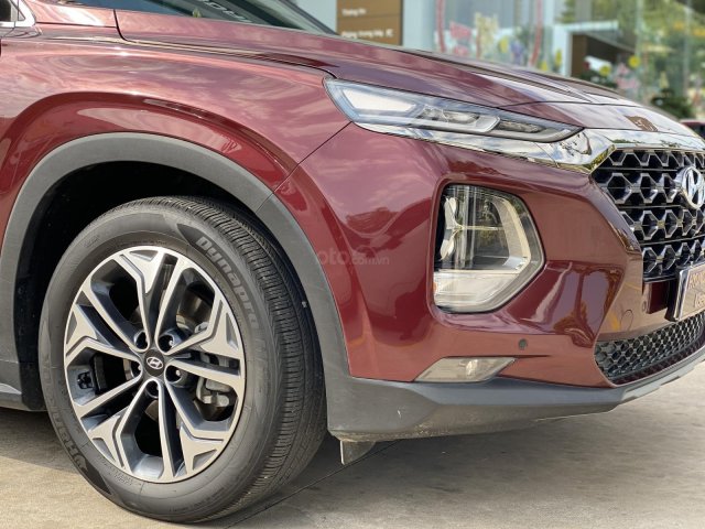 Bán gấp Hyundai Santafe máy xăng đời 2019, xe mới chỉ lăn bánh 14.000km, có hỗ trợ vay ngân hàng cho khách mua xe0