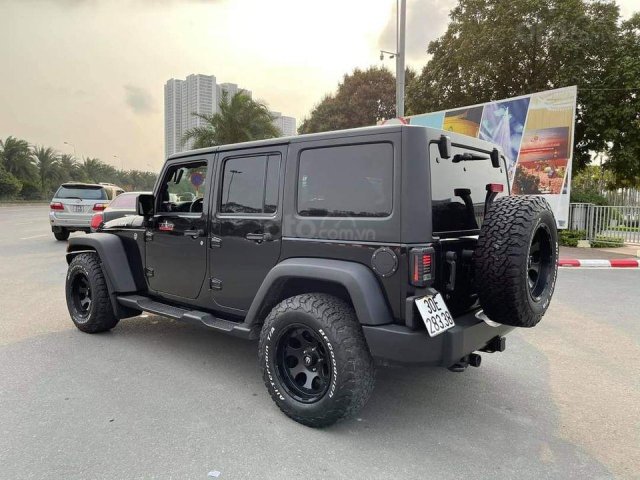 Cần bán lại xe Jeep Wrangler 2016, màu đen, xe nhập giá cạnh tranh0