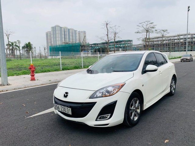 Cần bán gấp Mazda 3 năm sản xuất 2010, xe nhập còn mới, giá 329tr