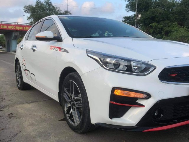 Chính chủ cần bán nhanh chiếc Kia Cerato Luxury đời 2019