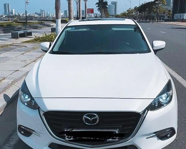 Bán ô tô Mazda 3 năm 2017, màu trắng còn mới0