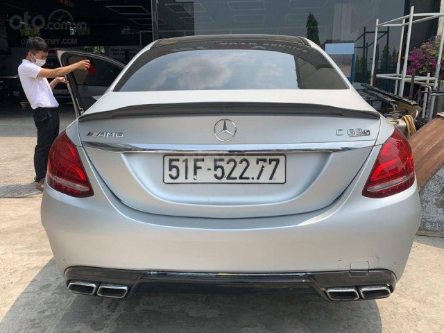 Cần bán lại chiếc xe sang Mercedes C63s AMG đời 2015