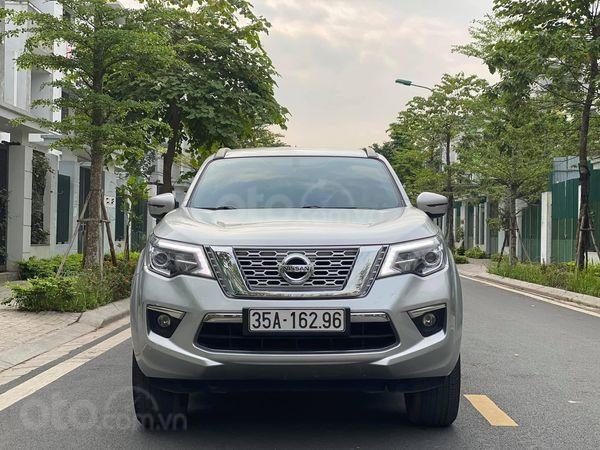 Bán ô tô Nissan Terra E năm 2019, màu bạc, xe mới sử dụng