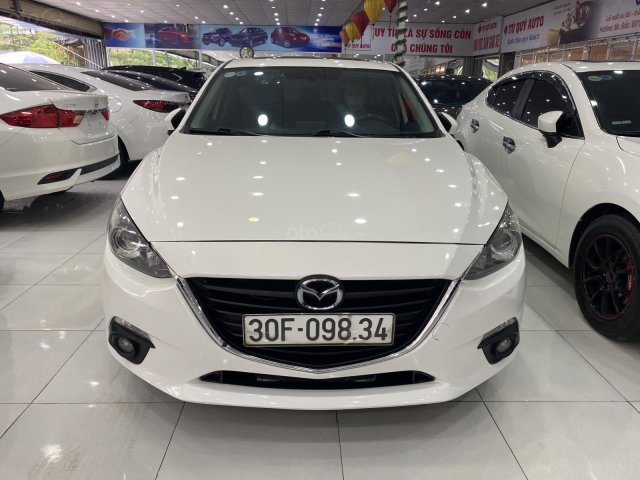 Bán Mazda 3 sedan 1.5AT 2016 màu trắng