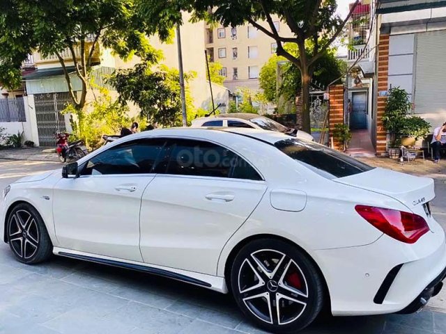 Bán Mercedes CLA class sản xuất năm 2014, màu trắng, xe nhập còn mới0