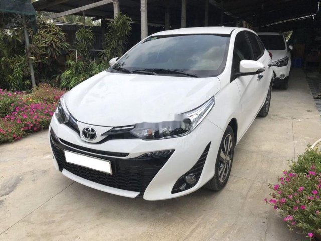 Xe Toyota Yaris đời 2019, màu trắng, xe chính chủ