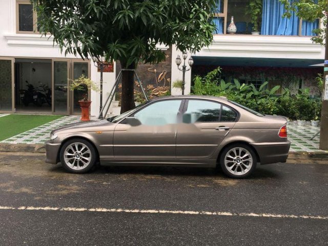 Cần bán xe BMW 3 Series 318i đời 2002, màu nâu, nhập khẩu 0