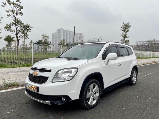 Cần bán Chevrolet Orlando sản xuất 2015 còn mới, 445tr