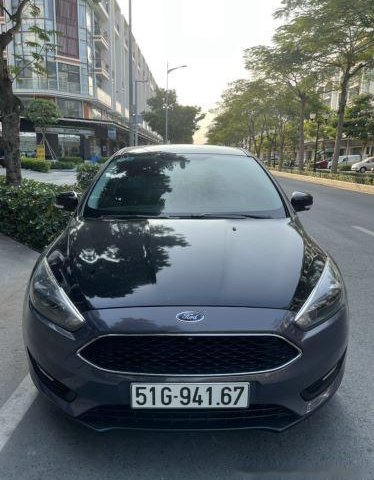 Bán Ford Focus 1.5L EcoBoost Trend sản xuất năm 2019, màu xám như mới, 610tr