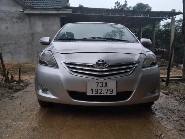 Bán xe Toyota Vios năm 2009, màu bạc0