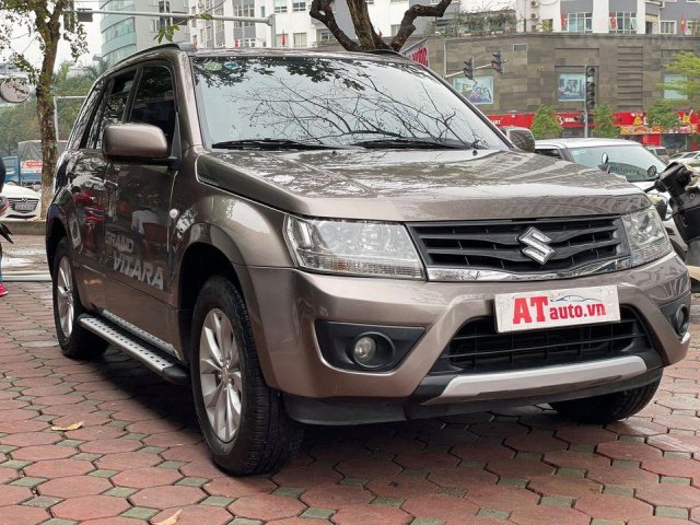 Cần bán gấp Suzuki Grand vitara đời 2015, màu nâu, nhập khẩu Nhật Bản0