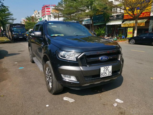 Bán xe bán tải Ford Ranger 3.2, màu đen nhập khẩu 20160