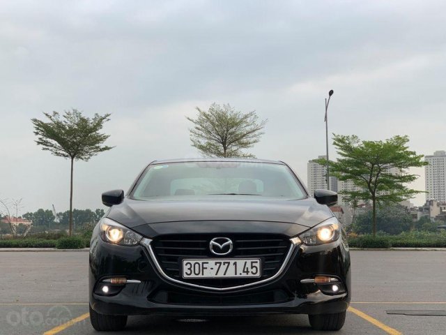 Bán gấp với giá ưu đãi chiếc Mazda 3 2019 màu đen