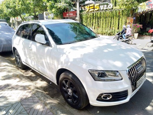 Cần bán gấp Audi Q5 năm sản xuất 2013, xe nhập còn mới0