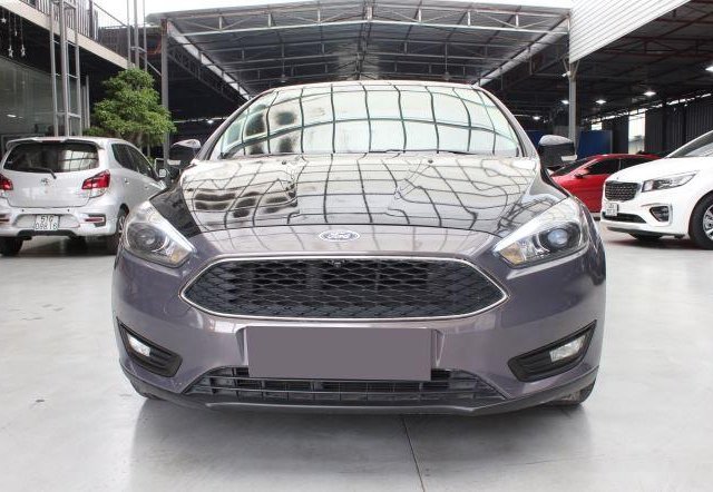 Cần bán Ford Focus đời 2019, màu xám, xe nhập