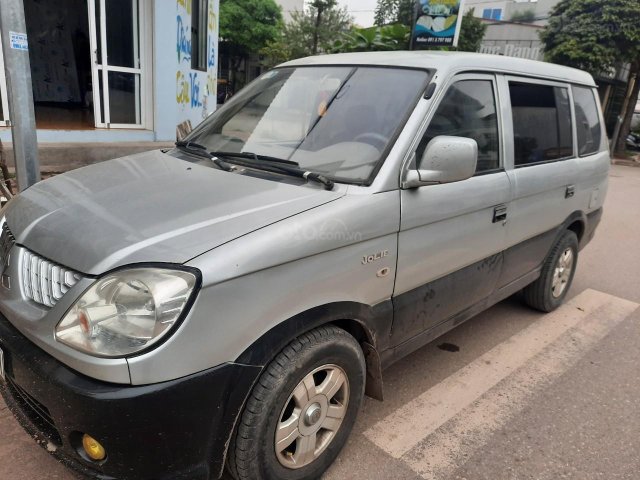 Xe Mitsubishi Jolie năm 2006 giá chưa đến 100 triệu0