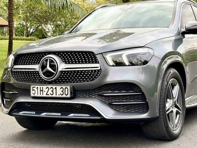 Bán Mercedes GLE 400 2020 xe mới đi 8000km xe như mới, màu hiếm, bao check hãng, sản xuất năm 20200