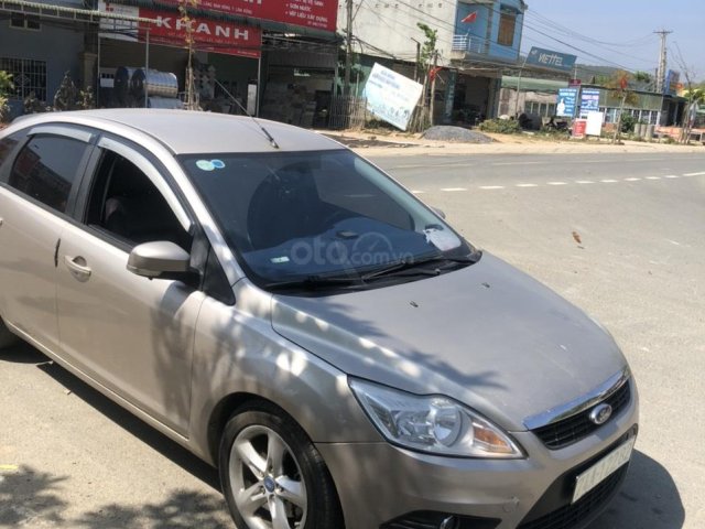 Gia đình bán xe Ford Focus đời 2011 ở Lâm Đồng