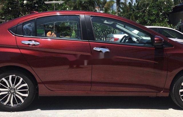 Cần bán Honda City đời 2018, màu đỏ, xe nhập, giá 530tr