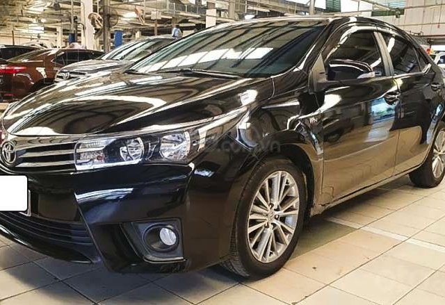 Bán Toyota Corolla Altis 1.8G sản xuất 2017, màu đen giá cạnh tranh0