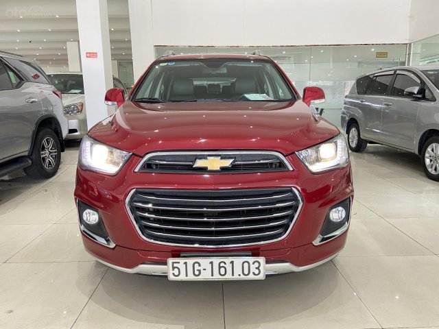 Bán xe Chevrolet Captiva màu đỏ, biển SG, chuẩn 48.000km, xe cực đẹp, có trả góp0