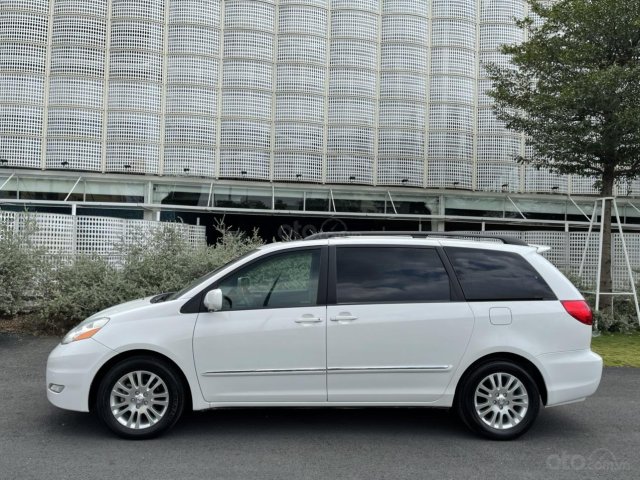 2009 Toyota Sienna  Specifications  Car Specs  Auto123