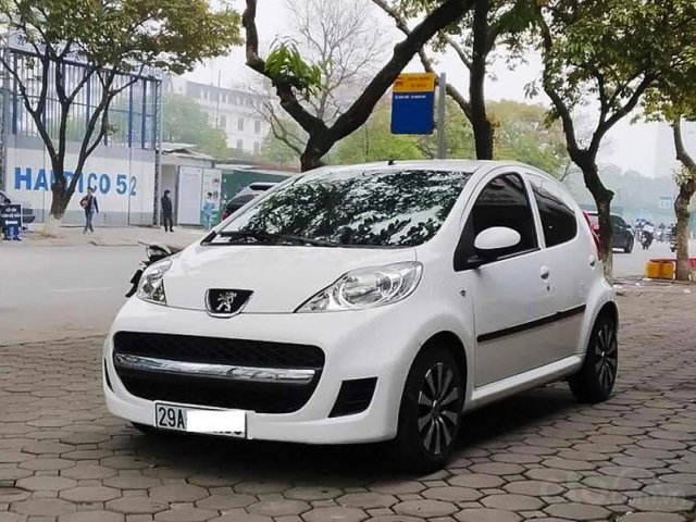 Bán xe Peugeot 107 sản xuất 2010, màu trắng, nhập khẩu nguyên chiếc0