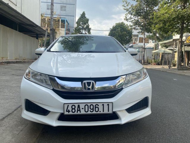 Bán Honda City đời 2017, màu trắng còn mới