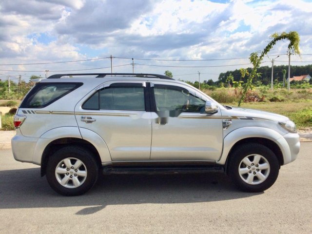 Bán Toyota Fortuner năm 2009 còn mới, 430tr0