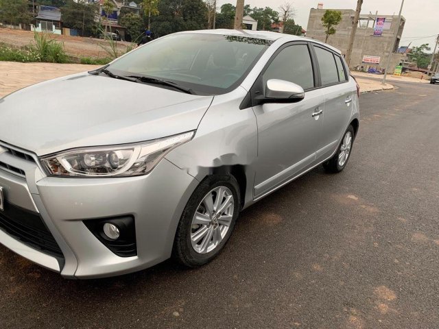 Bán ô tô Toyota Yaris đời 2016, màu bạc, xe nhập0