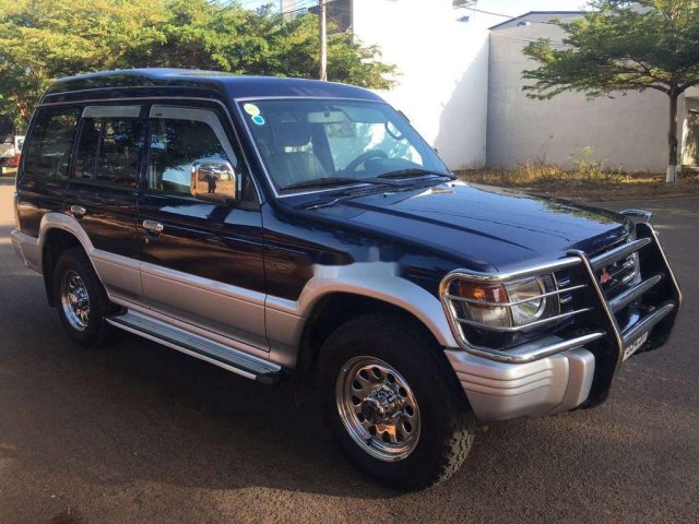 Bán Mitsubishi Pajero đời 2004, màu đen, xe nhập, giá 230tr