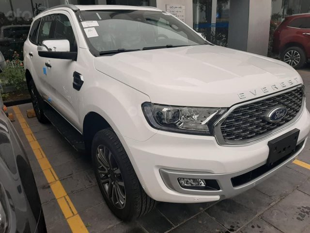 Ford Nam Định bán Ford Everest bản full 2 cầu, xe mới chính hãng, đủ màu giao xe trong ngày