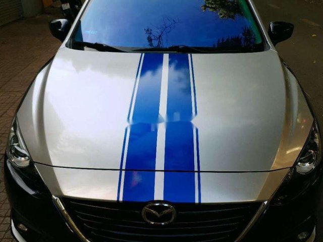 Bán Mazda 3 sản xuất năm 2017, màu xanh lam 0