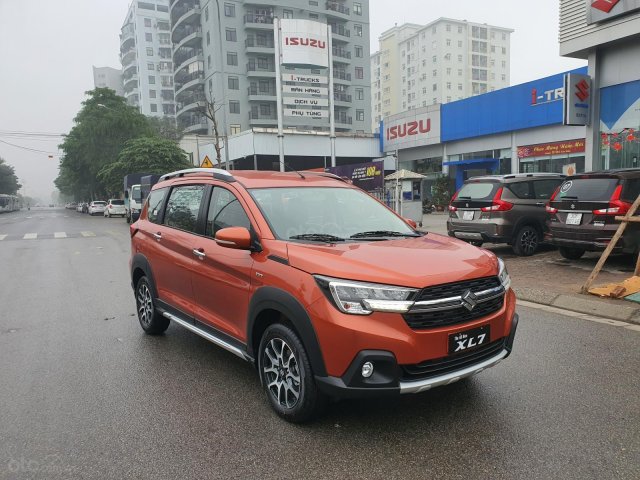 Suzuki Long Biên - Suzuki XL7 2021, nhận xe chỉ với 73.5 tr, hỗ trợ bank 75%-80%, km lên đến 45tr0